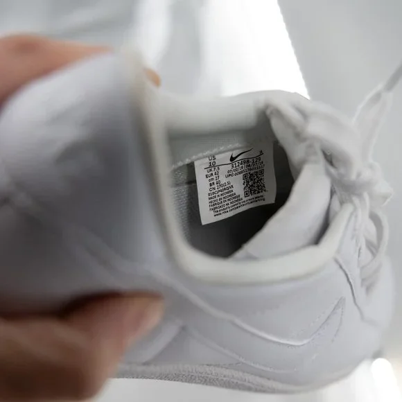 Nike White Women's Athletic Sneakers - Picture 9 of 9